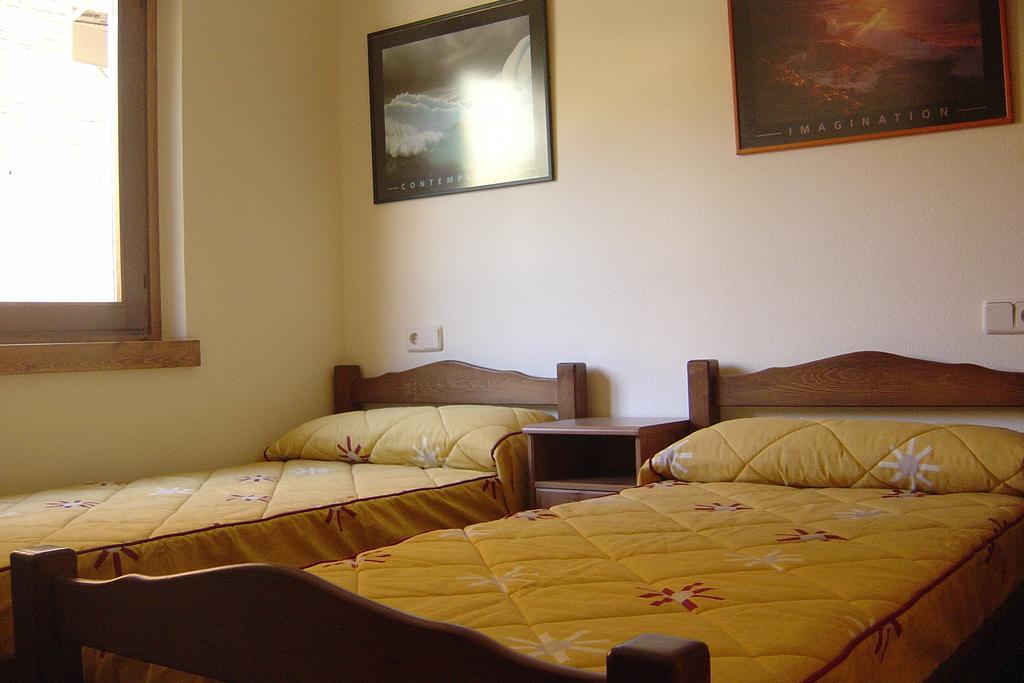 Apartmentsuitespain Baqueira Jardin Esterri D'Aneu Room photo