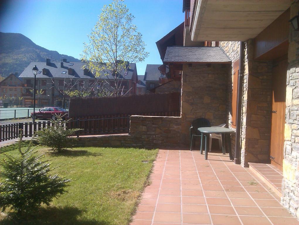 Apartmentsuitespain Baqueira Jardin Esterri D'Aneu Exterior photo