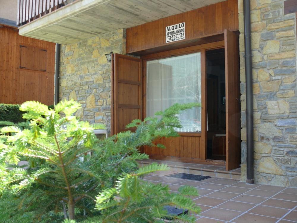 Apartmentsuitespain Baqueira Jardin Esterri D'Aneu Exterior photo